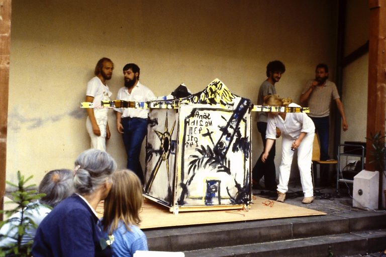La douce violence de l’individualité, après l’échec de son enterrement », Karlsruhe, 1983